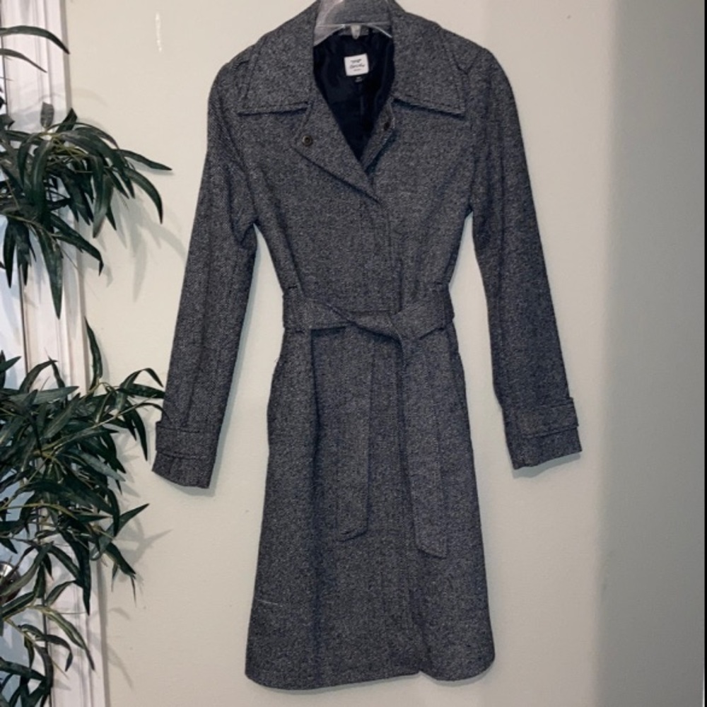 BEAUTIFUL OLD NAVY GRAY BELTED TRENCH COAT